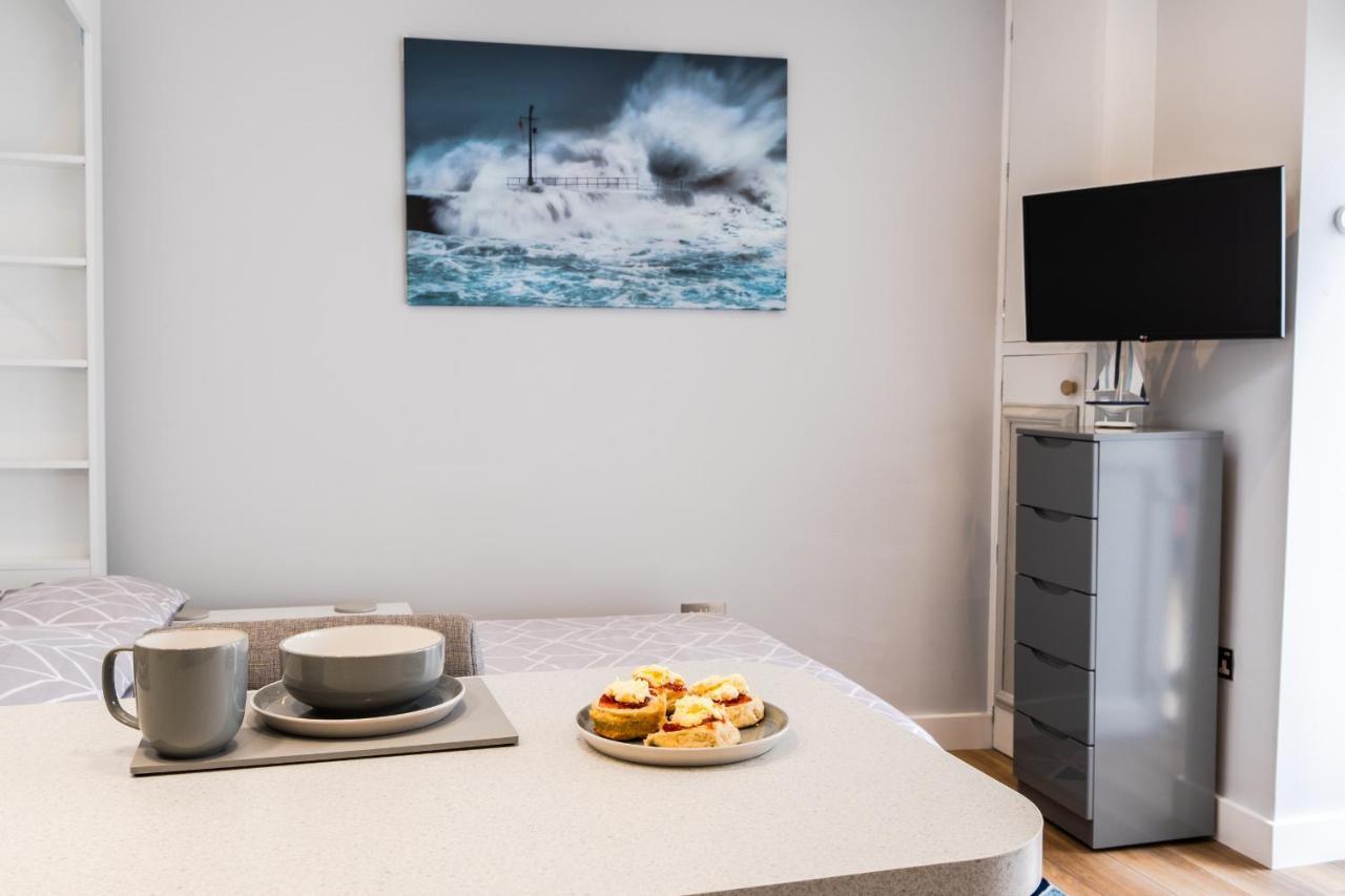 Finest Retreats - The Hideaway - Studio Apartment In Porthleven Exterior photo